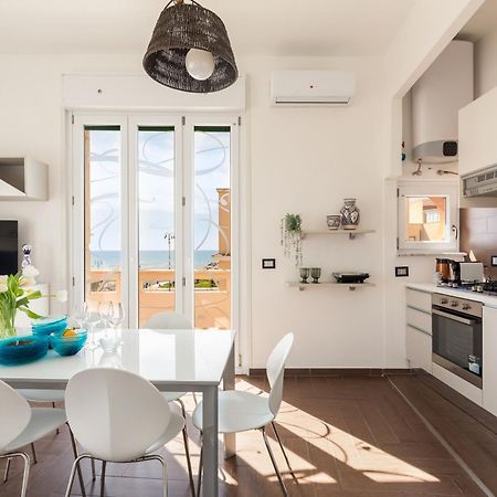 Beach Apartment Lido di Ostia Bagian luar foto